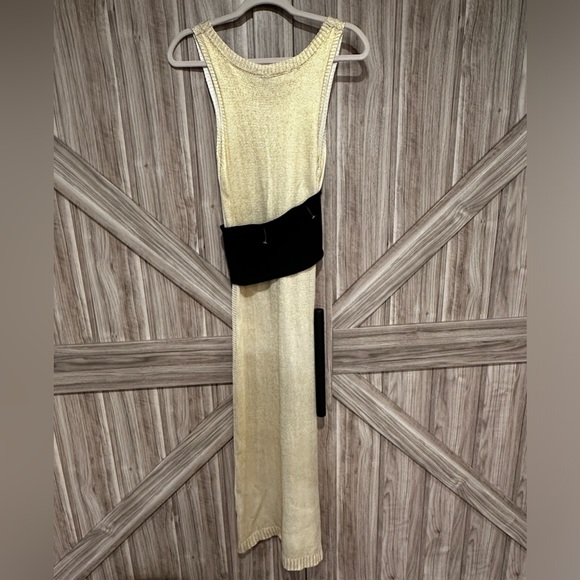 NWOT Sleeveless Belted Maxi Dress - Picture 5 of 6